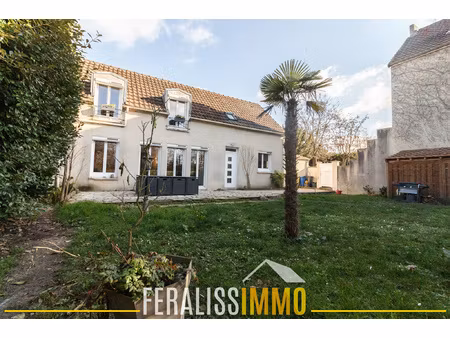 maison éragny village 3 chambres  vue oise !