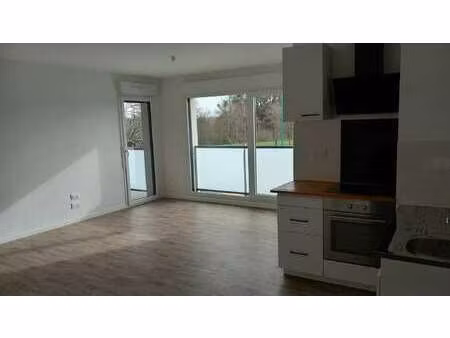 location appartement 3 pièces à lanester lann gazec (56600) : à louer 3 pièces / 64m² lane