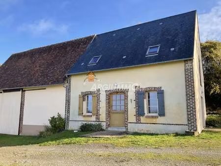 location maison à saint-calais (72120) : à louer / 97m² saint-calais