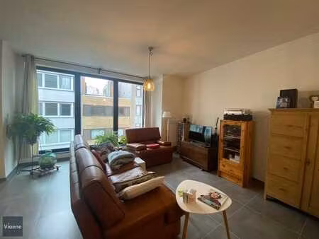 recent 2 slaapkamer appartement met terras