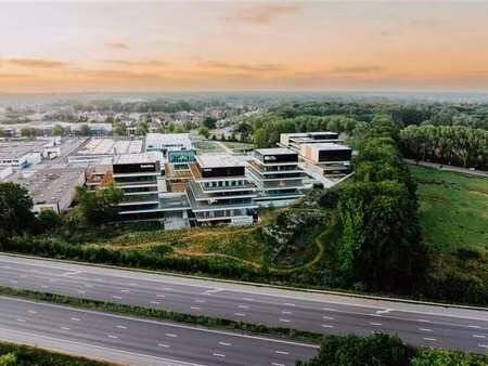 o-forty de 301 m² à 800 m²