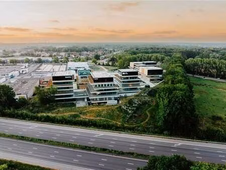 o-forty de 301 m² à 800 m²