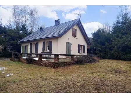 maison sur une parcelle de 621 m²