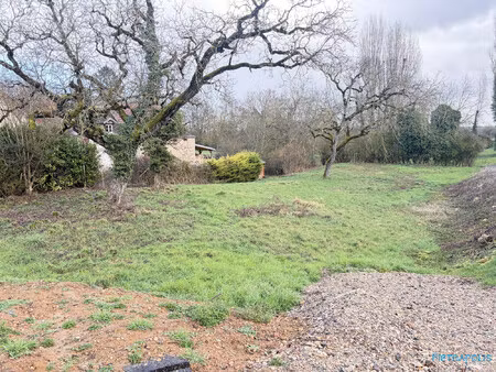 terrain à bâtir de 1 176 m² – givry - quartier calme