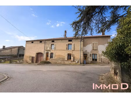 vente maison 4 pièces 148 m² à frain (88320)  63 000 €