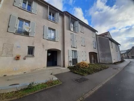 spacieux t2 etat neuf proche centre st loup