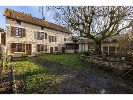 vente maison 4 pièces 87 m2 à charette