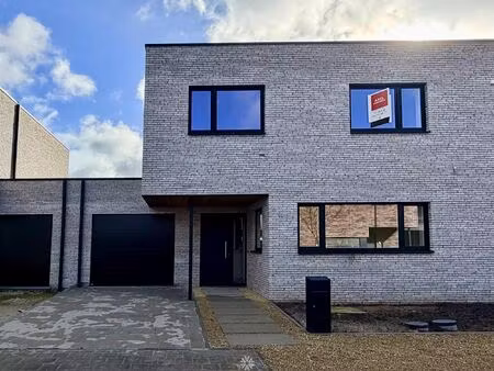 huis te huur in evergem met 3 slaapkamers