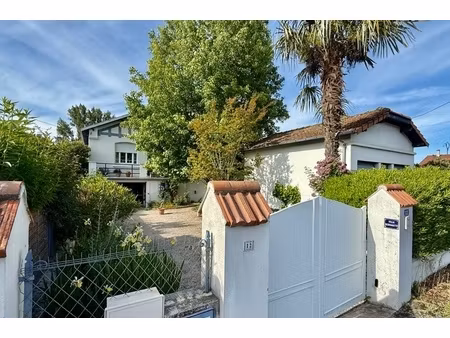 tarbes  village périphérique  exclusivité belle maison en viager occupé par dame de 82ans 