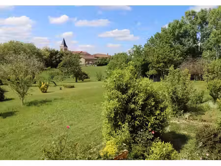jolie villa de 117 m² à fort potentiel avec un beau terrain arboré à curciat dongalon (01)