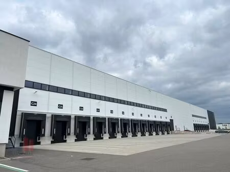 commercieel te huur in genk