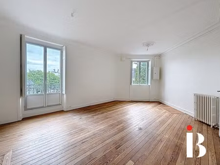 à louer appartement 93 74 m² – 1 110 € |nantes