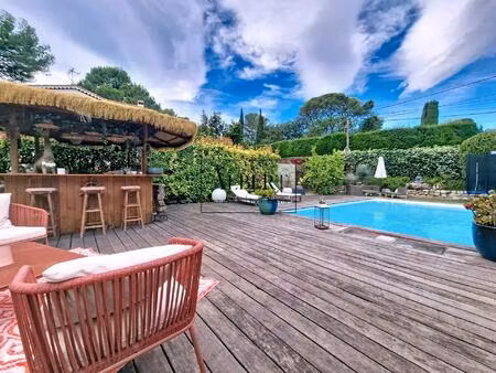 mougins cabrières– villa avec piscine