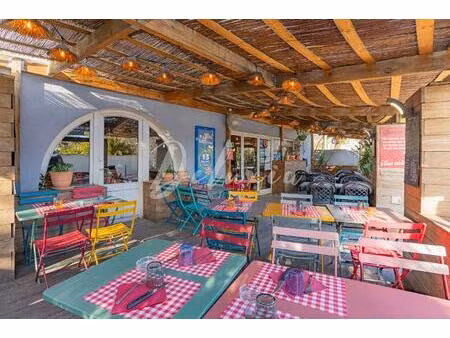 bar - tabac - restaurant avec activité hôtelière golfe de saint-tropez   emplacement...