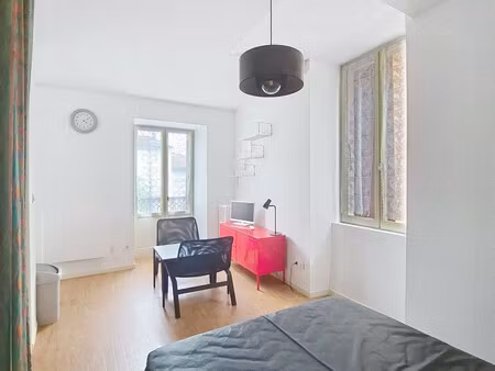 location appartement 1 pièce 18m² privas 07000