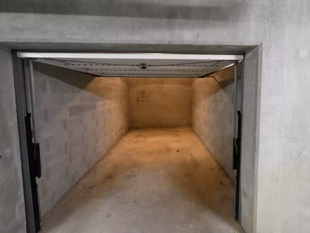 location parking etrembieres 74100