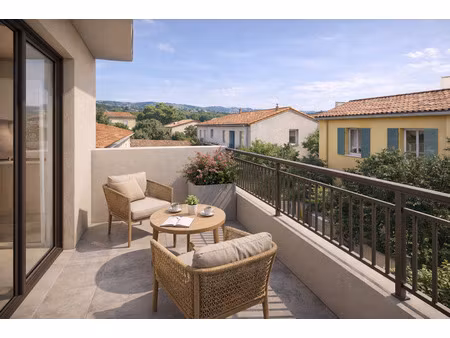 vente appartement 1 pièce 50 m² la ciotat (13600)