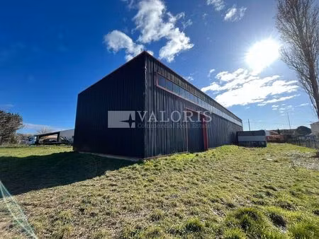 location commerce 589 m² à lançon-provence (13680)