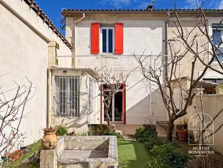 maison de charme 95 m2 avec jardin et cour