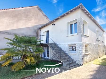 vente maison 5 pièces 185 m² à beaumont (86490)  199 900 €