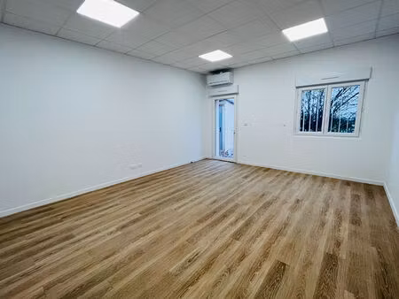 venelles - bureau neuf de 28m² en rdc avec extérieur dans ensemble avec cuisine commune