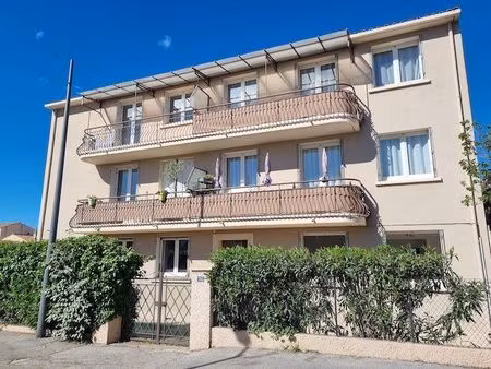 location appartement 2 pièces 47 m² à sanary-sur-mer (83110)