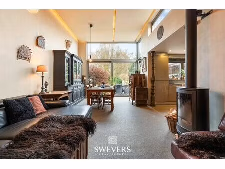 instapklare gezinswoning met verrassend veel ruimte en een uitstekende ligging te beringen