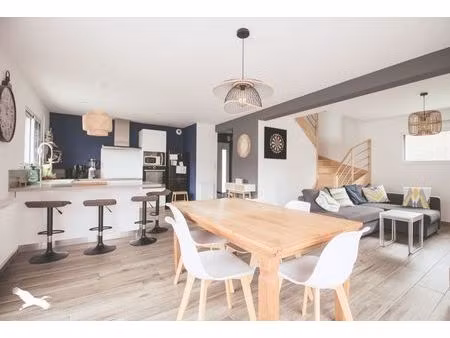 vente maison 5 pièces 76 m² riec-sur-bélon (29340)