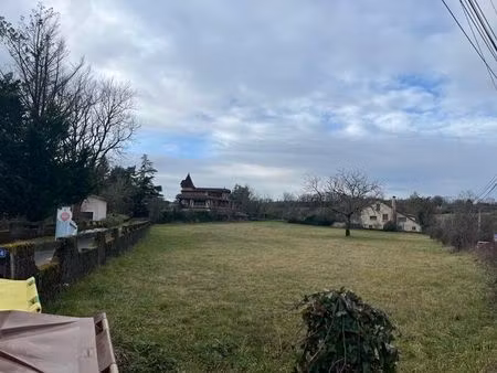 vente terrain 4239 m² capdenac (46100)