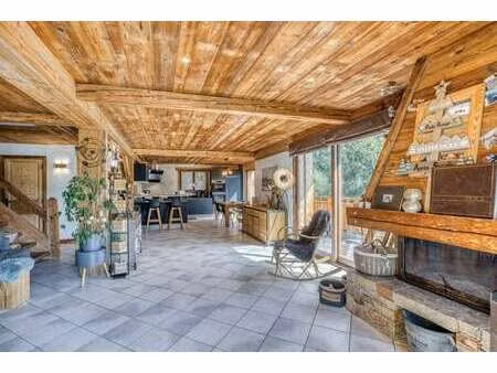 maison de luxe à vendre à saint-jean-de-sixt : 1 495 000 €