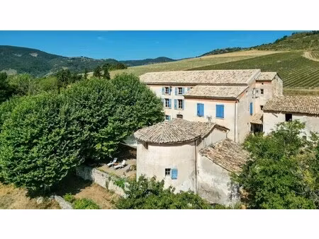 maison thoard - 3 chambres - 1500m²