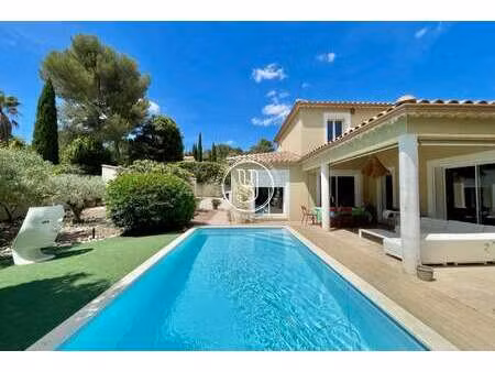 villa de luxe à vendre à nîmes : 698 000 € | 143m²
