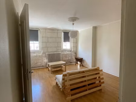 location appartement 2 pièces 46m² angouleme 16000