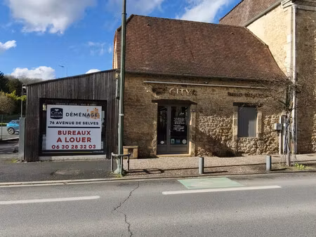 location local commercial 100m² sarlat la caneda 24200