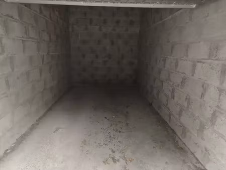 vente garage 16 m² rochefort (17300)