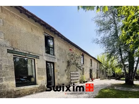 maison de charme - 227m² à castelnau-de-médoc