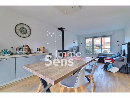 vente maison 5 pièces 105 m² à faches-thumesnil (59155)  267 000 €