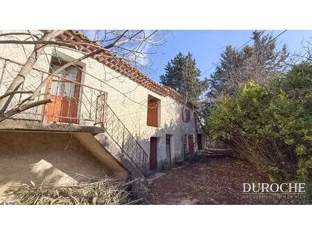 caderousse 5mn de l'échangeur a7/a9 orange  30mn de la gare tgv avignon. mas mitoyen à...