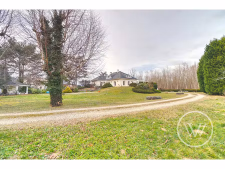 vente maison 7 pièces 288 m² saint-barthélemy-de-vals (26240)