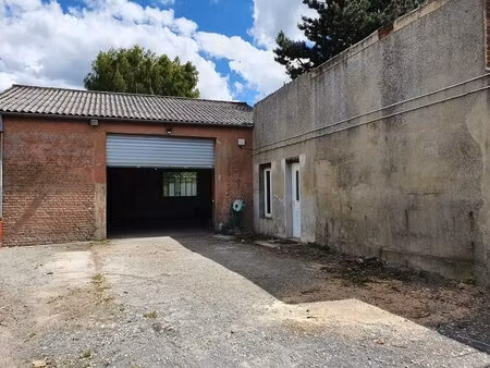 location local commercial 100m²