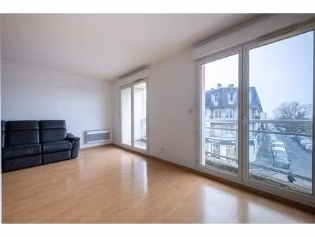 appartement 3 pièces de 67 m² à goussainville
