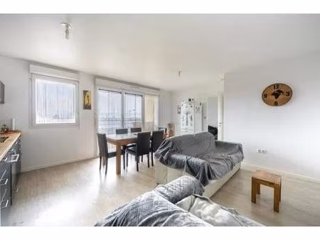 appartement 4 pièces de 77 m² situé à limay