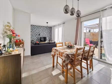 charmante maison de 4 pièces à brizambourg