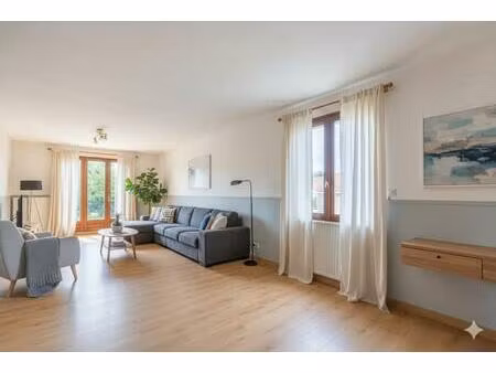 maison de 5 pièces de 100 m² située à saint-bonnet-de-mure