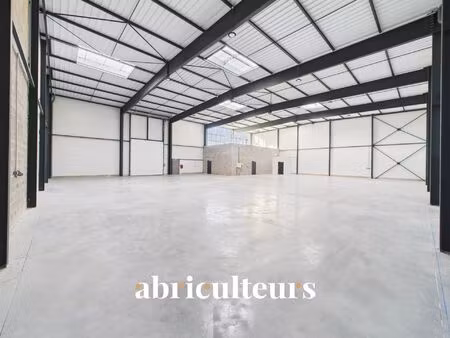 vente commerce 755 m² chartres (28000)