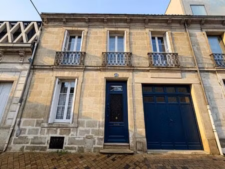 très belle maison typique bordelaise