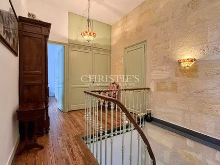 bordeaux cauderan : belle maison 6 chambres avec dépendance  garages et jardin