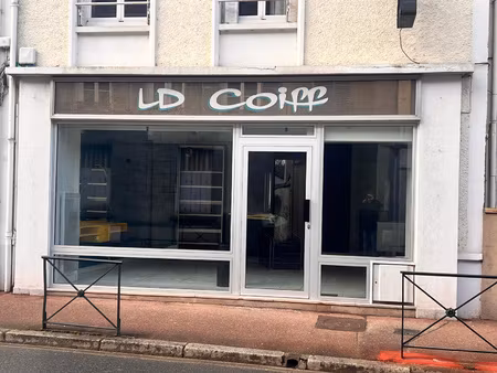 location local commercial 57m² etampes 91150