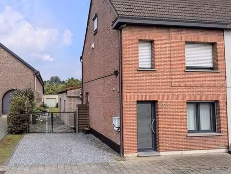 huis te koop in puurs met 2 slaapkamers