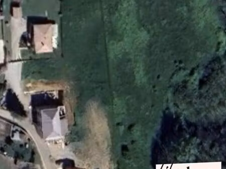 terrain viabilisé de 600m² i les côtes d'arey